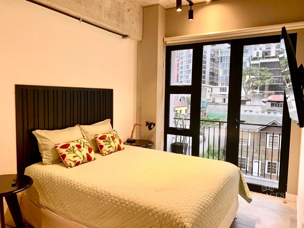 Zona 4 • Apartamento Amueblado en Renta • Edificio Boutique Silk — Apartamento en Alquiler en Silk, Zona 4, Guatemala, Ciudad — foto 13 de 17