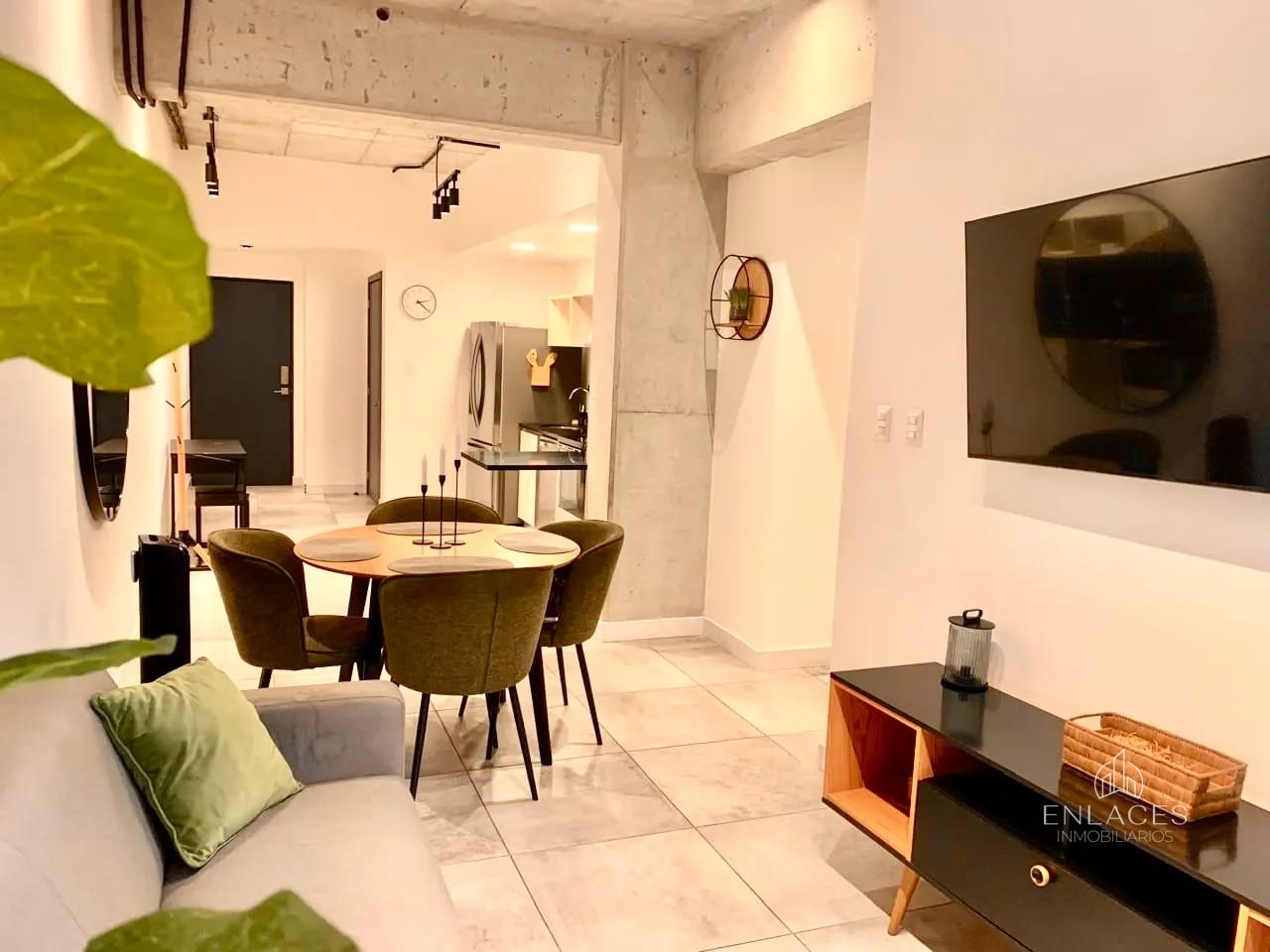 Zona 4 • Apartamento Amueblado en Renta • Edificio Boutique Silk — Apartamento en Alquiler en Silk, Zona 4, Guatemala, Ciudad — foto 4 de 17