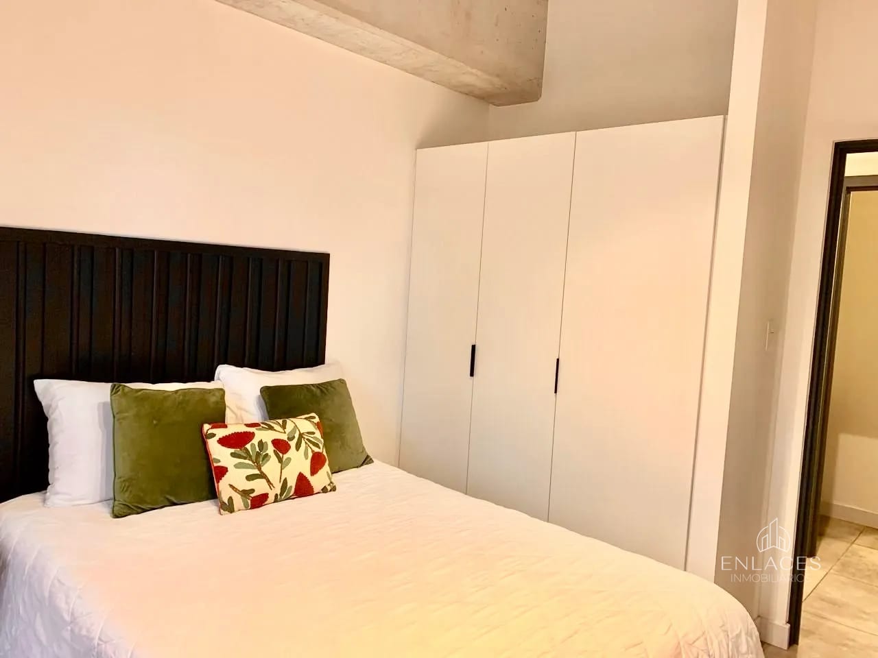 Zona 4 • Apartamento Amueblado en Renta • Edificio Boutique Silk — Apartamento en Alquiler en Silk, Zona 4, Guatemala, Ciudad — foto 15 de 17