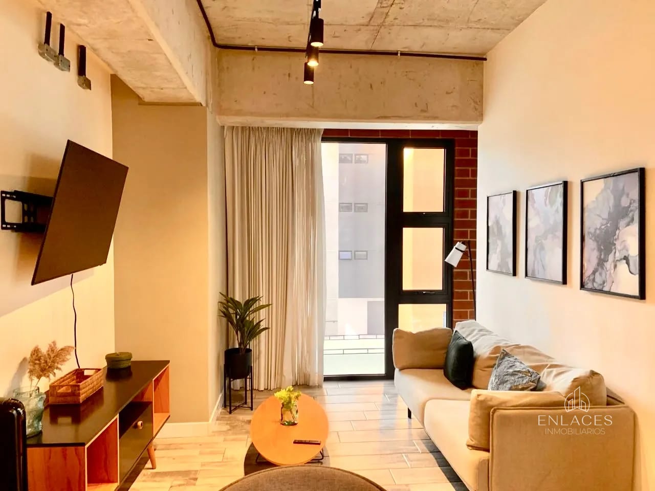 Zona 4 • Apartamento Amueblado en Renta • Edificio Boutique Silk — Apartamento en Alquiler en Silk, Zona 4, Guatemala, Ciudad — foto 9 de 17