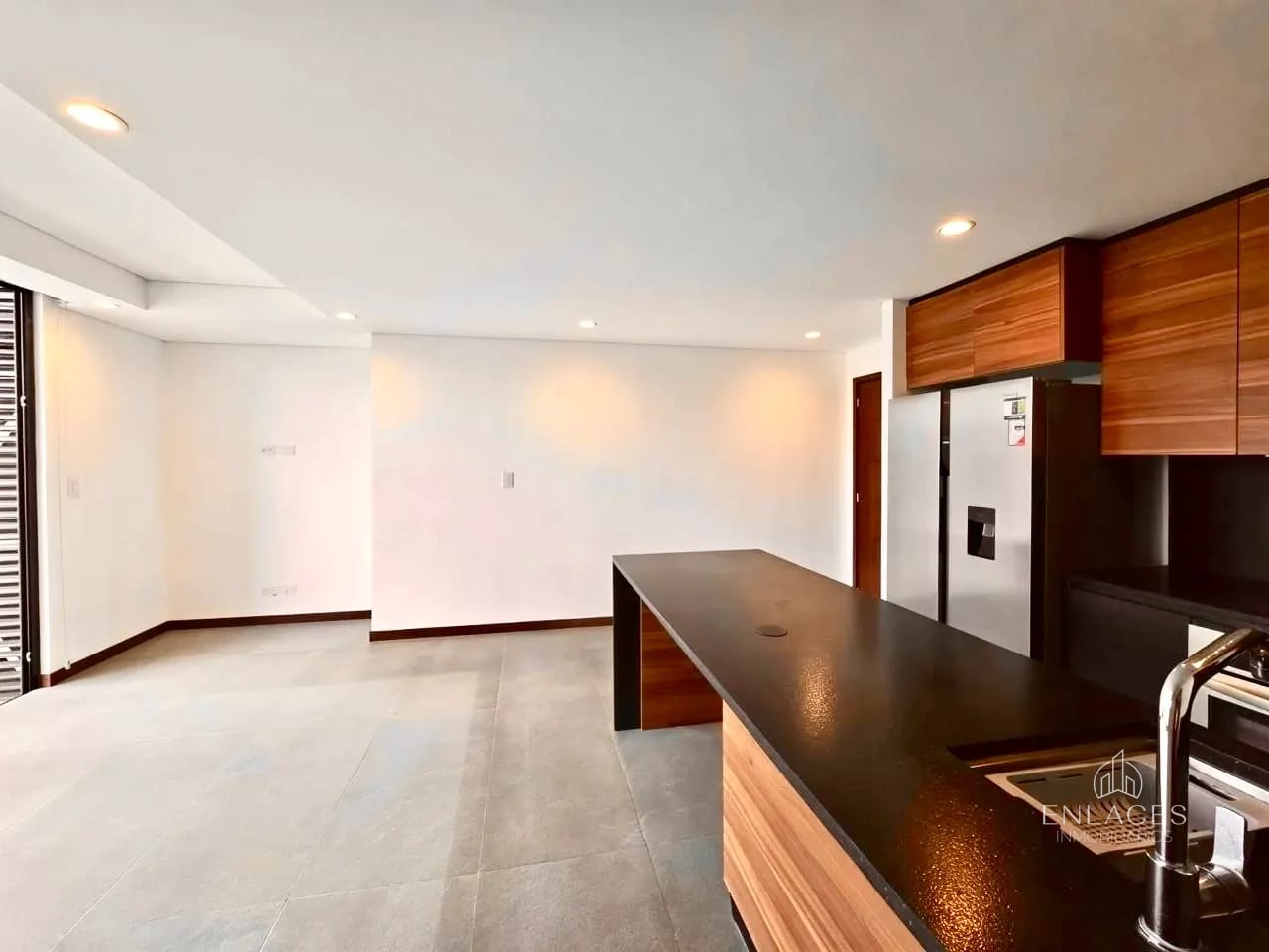 Zona 14 • Apartamento en Renta • Reserva 5 Avenida — Apartamento en Alquiler en Zona 14, Guatemala, Ciudad — foto 4 de 12