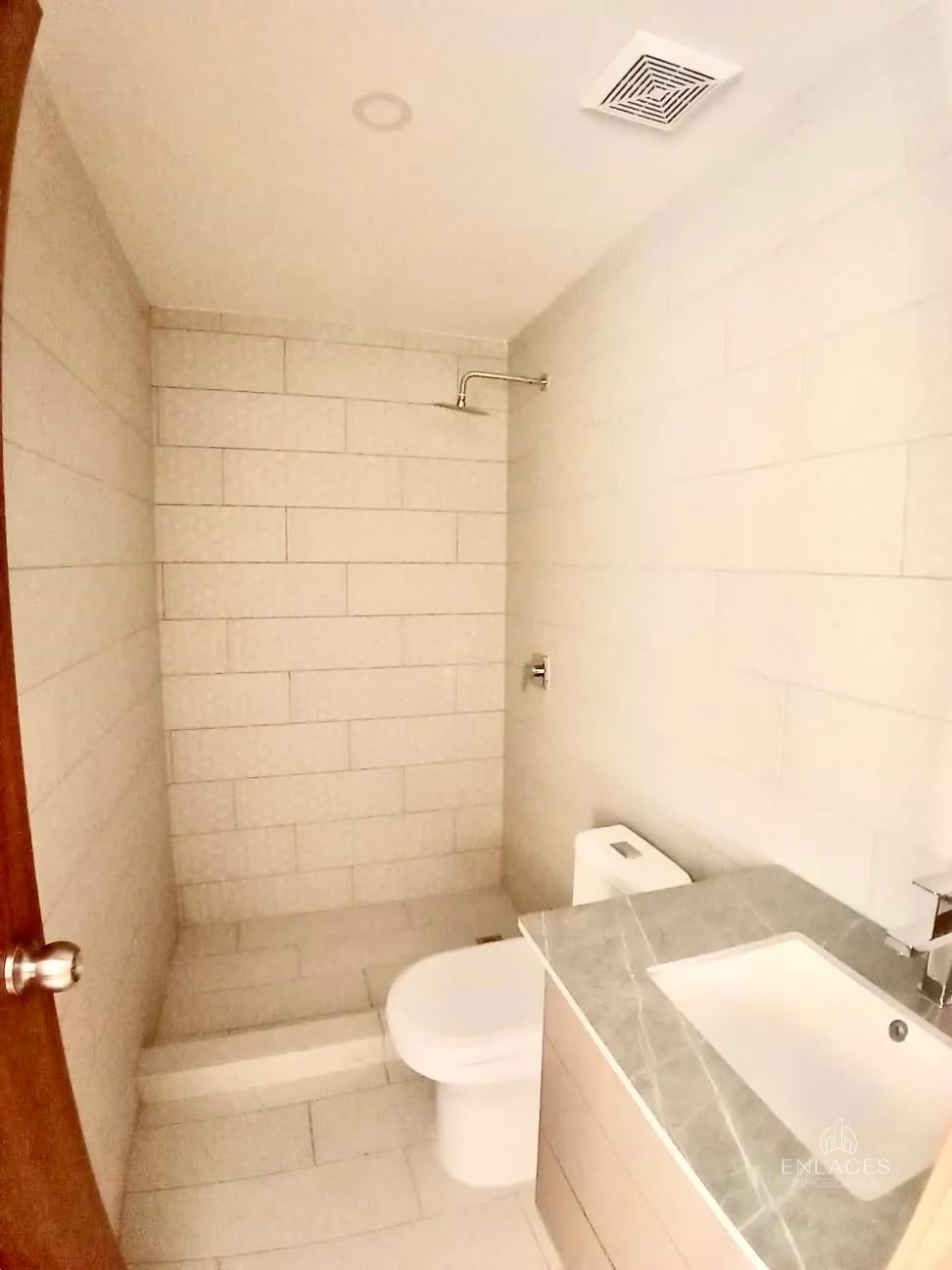 Zona 10 • Apartamento en Venta • Edificio Biko — Apartamento en Venta en Biko, Zona 10, Guatemala, Ciudad — foto 6 de 15