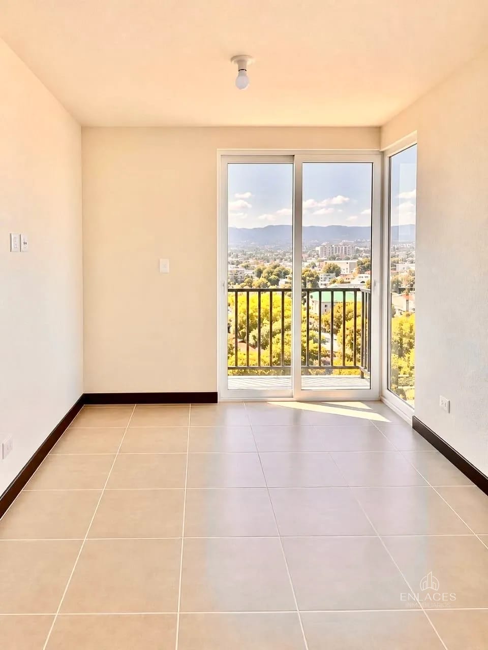 Zona 12 • Apartamento en Renta/Venta • Edificio Esenta — Apartamento en Venta en Esenta, Zona 12, Guatemala, Ciudad — foto 7 de 11