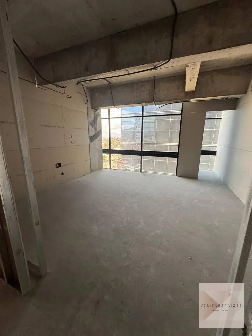 Hospital Nuevo en Renta — Clínica en Alquiler en Zona 10, Guatemala, Ciudad — foto 7 de 8