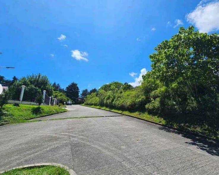 TERRENO CASA Y CAMPO PLANO EN KM 23.5 CARRETERA A EL SALVADOR — Terreno en Venta en Carretera a El Salvador, Guatemala, Ciudad — foto 2 de 9