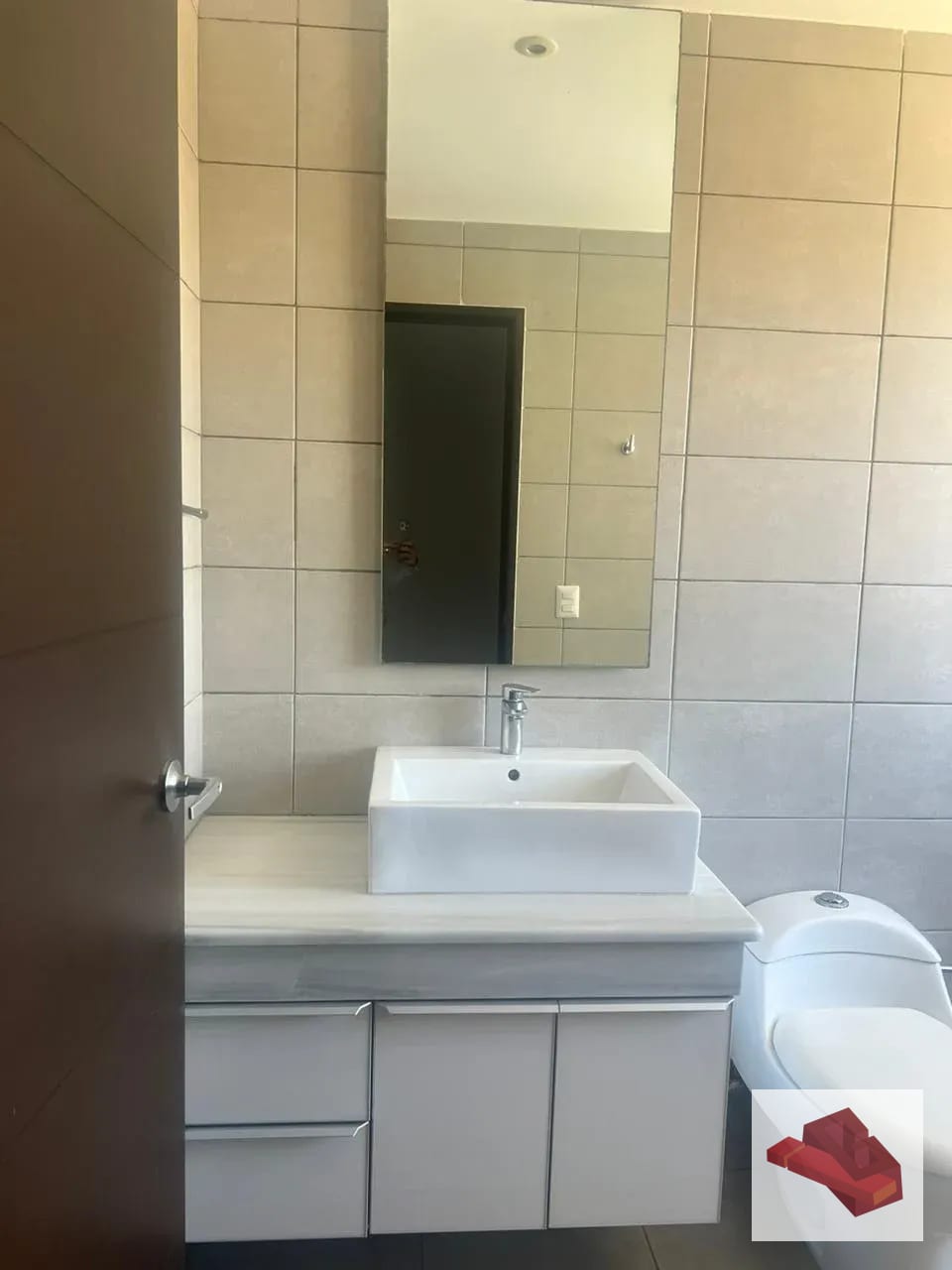 Lindo apartamento en alquiler Attica zona 14 — Apartamento en Alquiler en Attica, Zona 14, Guatemala, Ciudad — foto 13 de 17