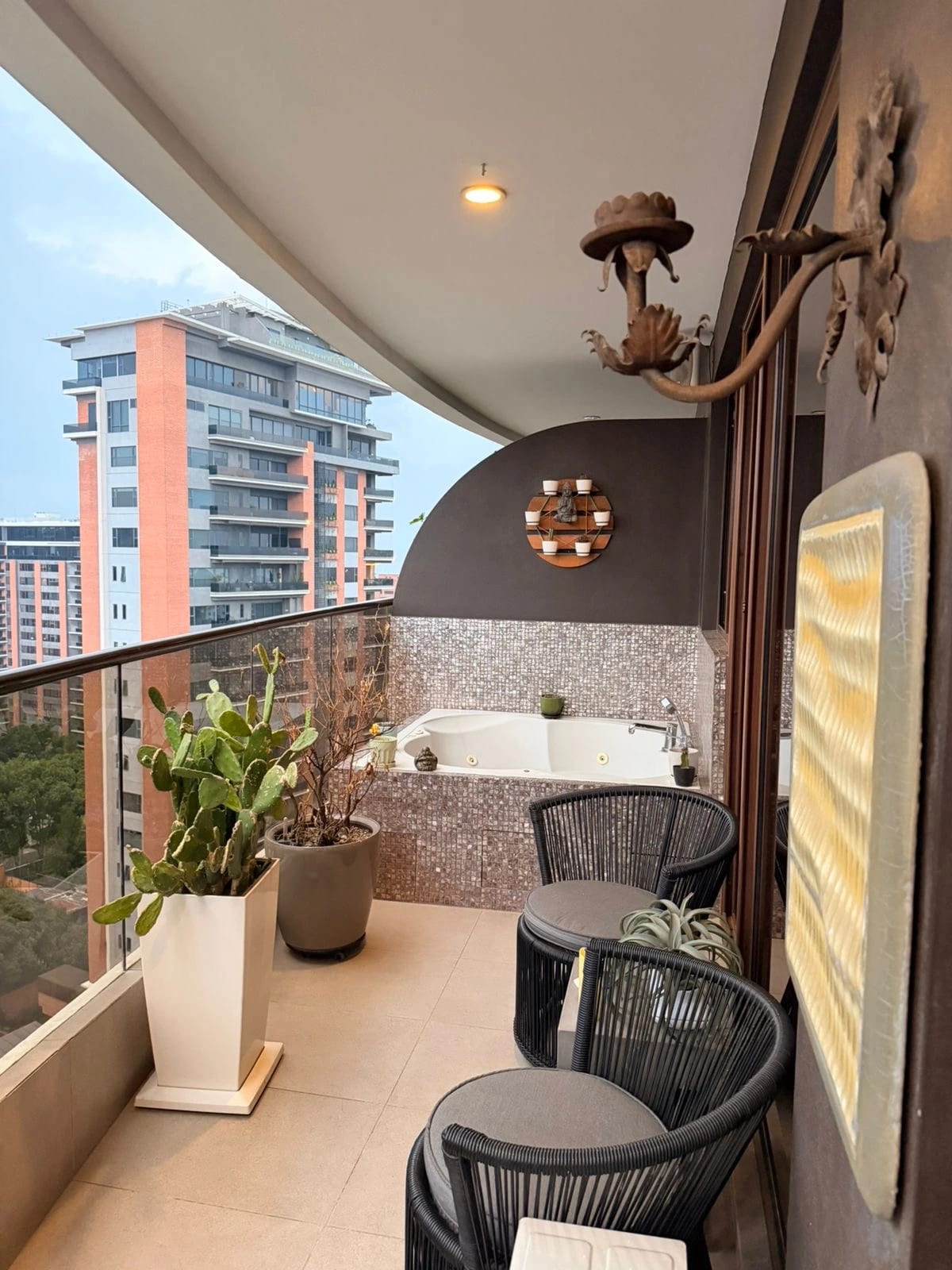 Apartamento amueblado de 1 dormitorio, en RENTA zona 14 — Apartamento en Alquiler en Zona 14, Guatemala, Ciudad — foto 1 de 13