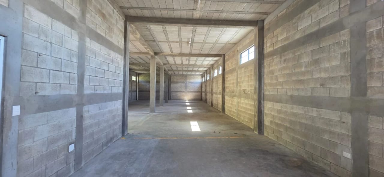 Ofibodega en RENTA en El Naranjo - 240 mts2. — Bodega / Ofibodega en Venta en Condado Naranjo, Zona 4 Mixco, Guatemala, Ciudad — foto 1 de 9
