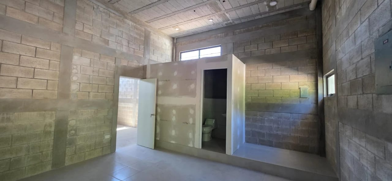 Ofibodega en RENTA en El Naranjo - 240 mts2. — Bodega / Ofibodega en Venta en Condado Naranjo, Zona 4 Mixco, Guatemala, Ciudad — foto 4 de 9