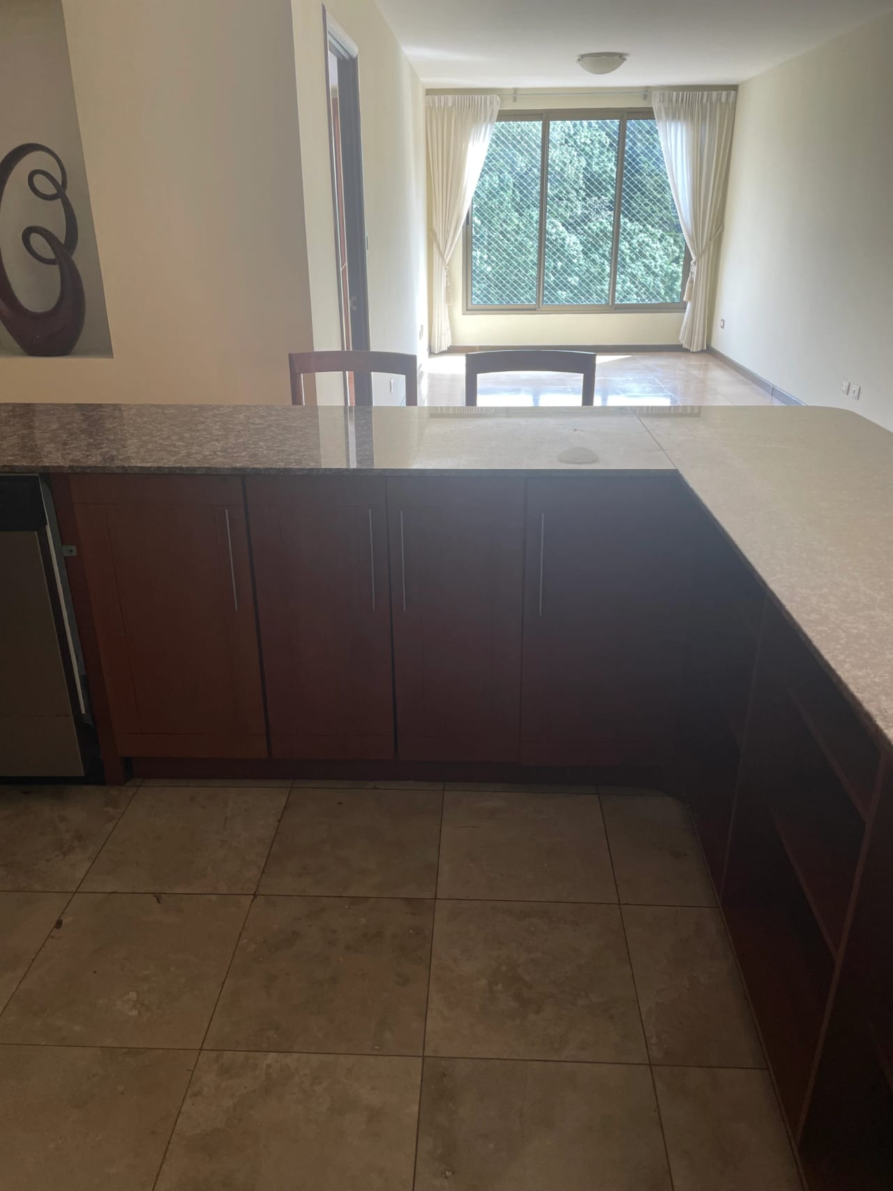 **RENTA Apartamento Zona 16** — Apartamento en Alquiler en Zona 16, Guatemala, Ciudad — foto 2 de 10