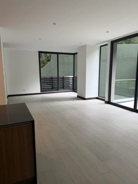 Apartamento en VENTA zona 5, Vista Hermosa III-NUEVO Nivel bajo con vista al jardín — Apartamento en Venta en Zona 15, Guatemala, Ciudad — foto 3 de 17