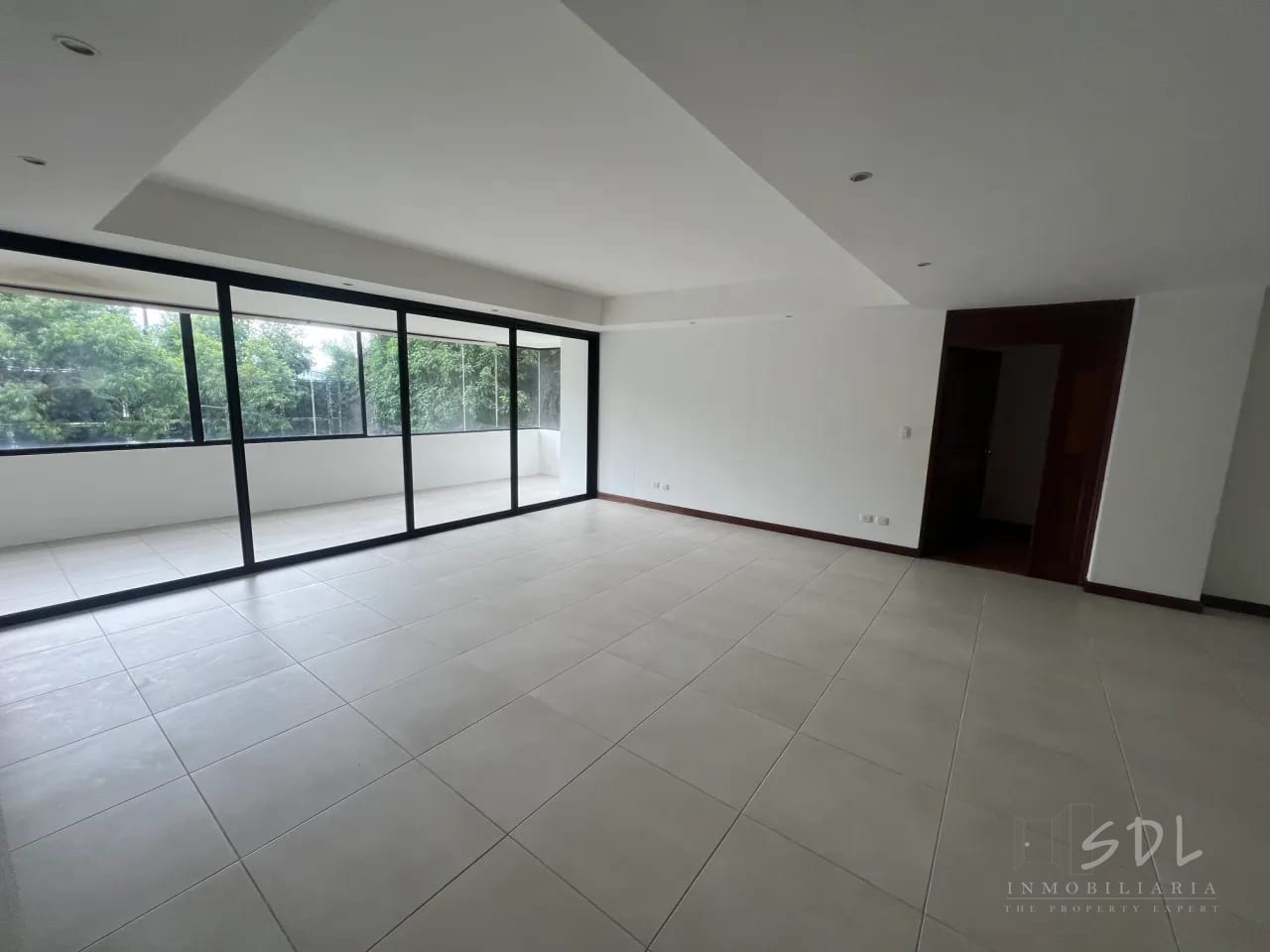 km. 8 carretera al Salvador — Apartamento en Venta en Altos de Torreliana, Carretera a El Salvador, Guatemala, Ciudad — foto 1 de 8