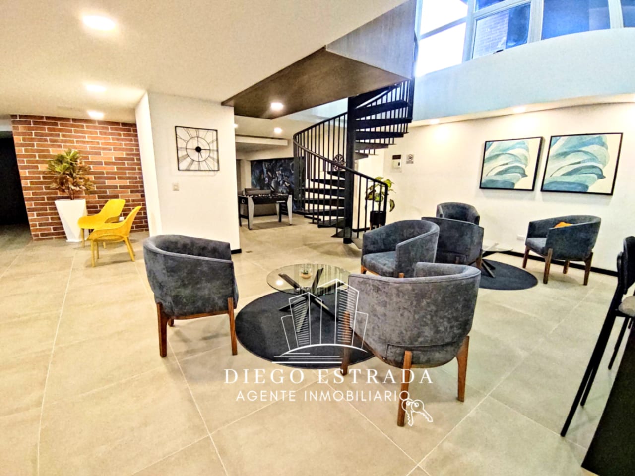 Dentro de garita, apto de 1 habitaciones, ubicación privilegiada — Apartamento en Alquiler en Zona 15, Guatemala, Ciudad — foto 2 de 17