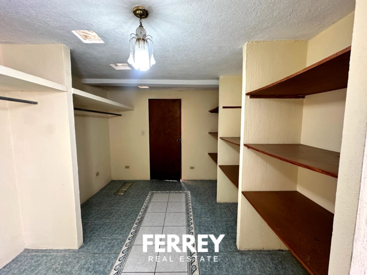Casa grande de 400 metros — Apartamento en Alquiler en Zona 15, Guatemala, Ciudad — foto 11 de 17
