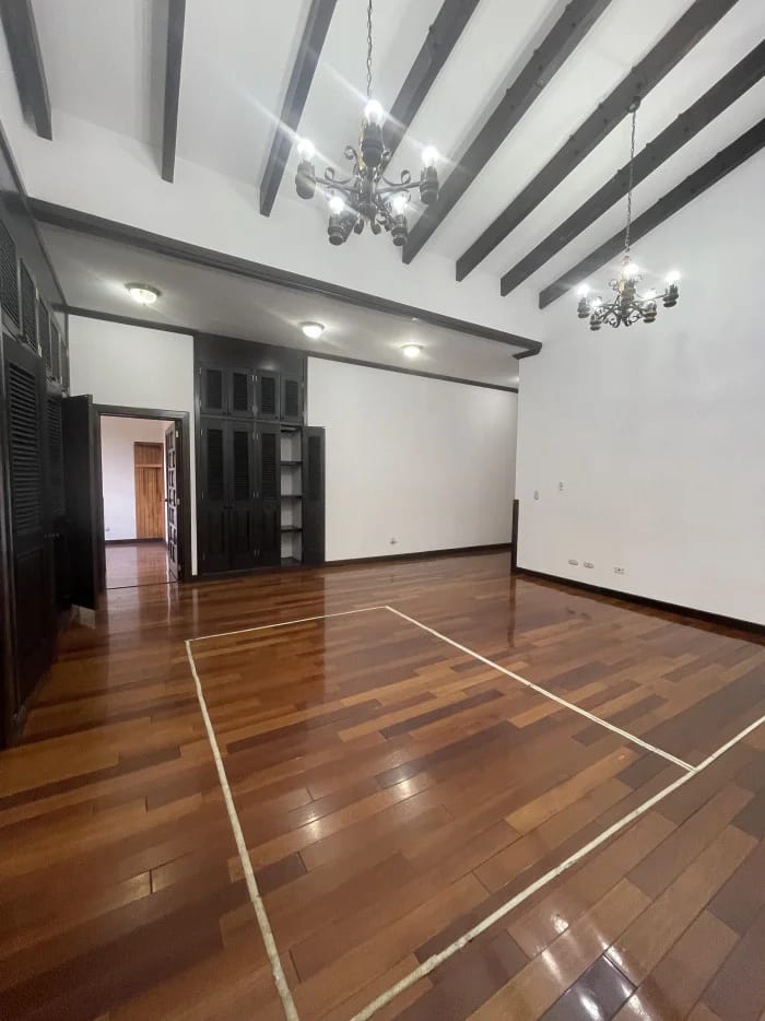 Casa en Venta Y/o Renta - Carretera a el Salvador — Casa en Venta en Carretera a El Salvador, Guatemala, Ciudad — foto 8 de 16