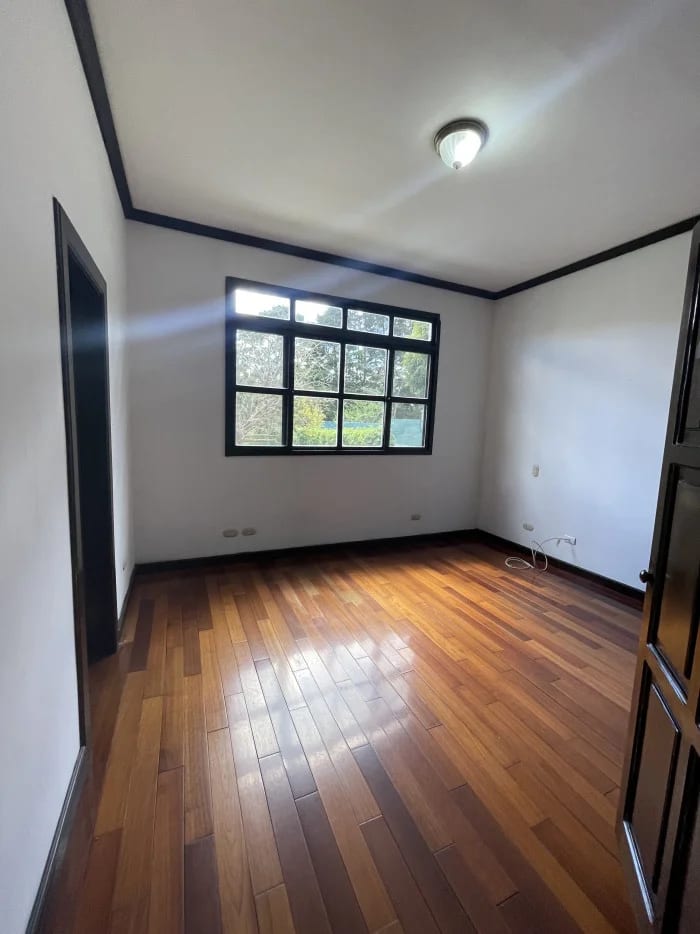 Casa en Venta Y/o Renta - Carretera a el Salvador — Casa en Venta en Carretera a El Salvador, Guatemala, Ciudad — foto 14 de 16