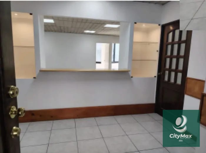 Oficinas en Renta en Zona 10 — Oficina en Alquiler en Murano Center, Zona 10, Guatemala, Ciudad — foto 1 de 3