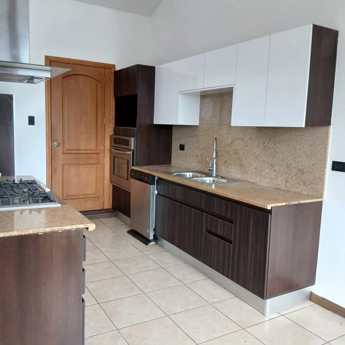 Exclusiva Casa en Venta - Fraijanes — Casa en Venta en Fraijanes, Carretera a El Salvador, Guatemala, Ciudad — foto 6 de 14