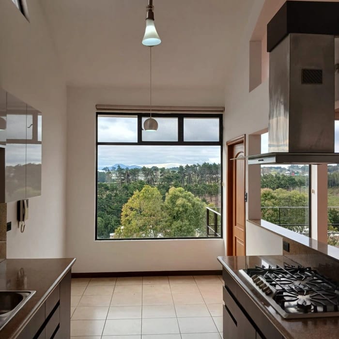 Exclusiva Casa en Venta - Fraijanes — Casa en Venta en Fraijanes, Carretera a El Salvador, Guatemala, Ciudad — foto 8 de 14