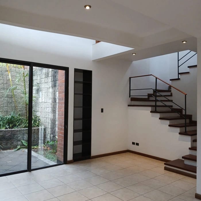 Exclusiva Casa en Venta - Fraijanes — Casa en Venta en Fraijanes, Carretera a El Salvador, Guatemala, Ciudad — foto 11 de 14