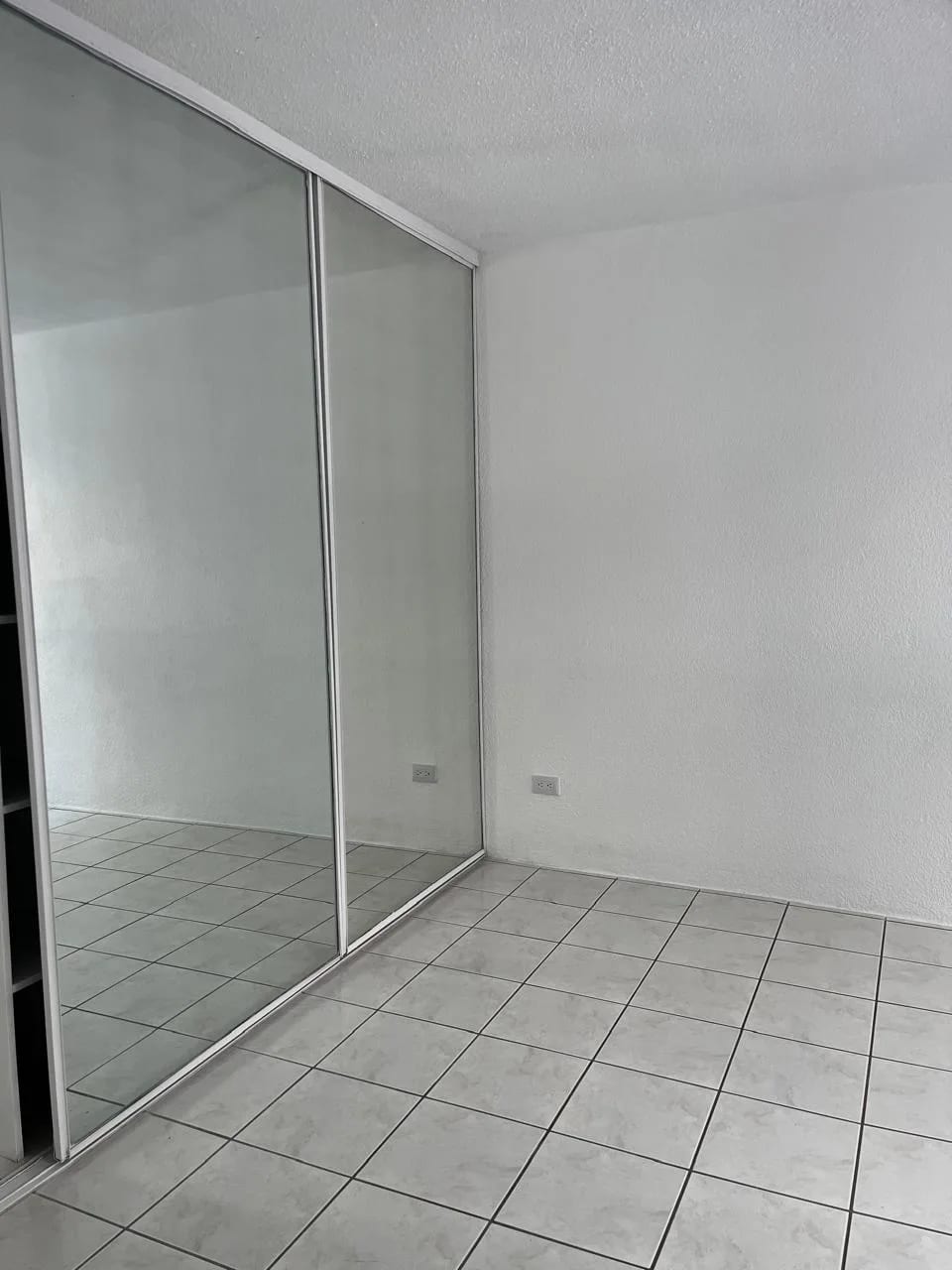 Apartamento en Venta - Zona 16 — Apartamento en Venta en La Montaña, Zona 16, Guatemala, Ciudad — foto 5 de 11