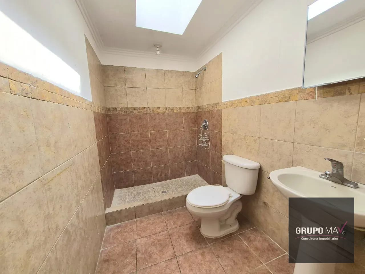 Casa Condominio Paseo Santa Luz Km. 21.5 a San José Pínula — Casa en Alquiler en San José Pinula, Guatemala, Ciudad — foto 13 de 14