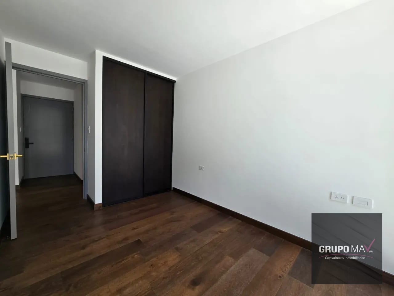Apartamento Zona 10 Edificio Atarah — Apartamento en Alquiler en Atarah, Zona 10, Guatemala, Ciudad — foto 4 de 11