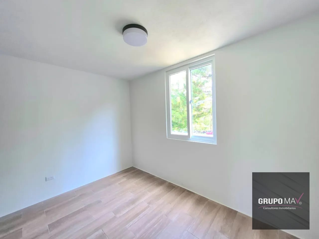 Casa Nueva dentro de Pinabetes Condominio Eucaliptos — Casa en Venta en San José Pinula, Guatemala, Ciudad — foto 6 de 10