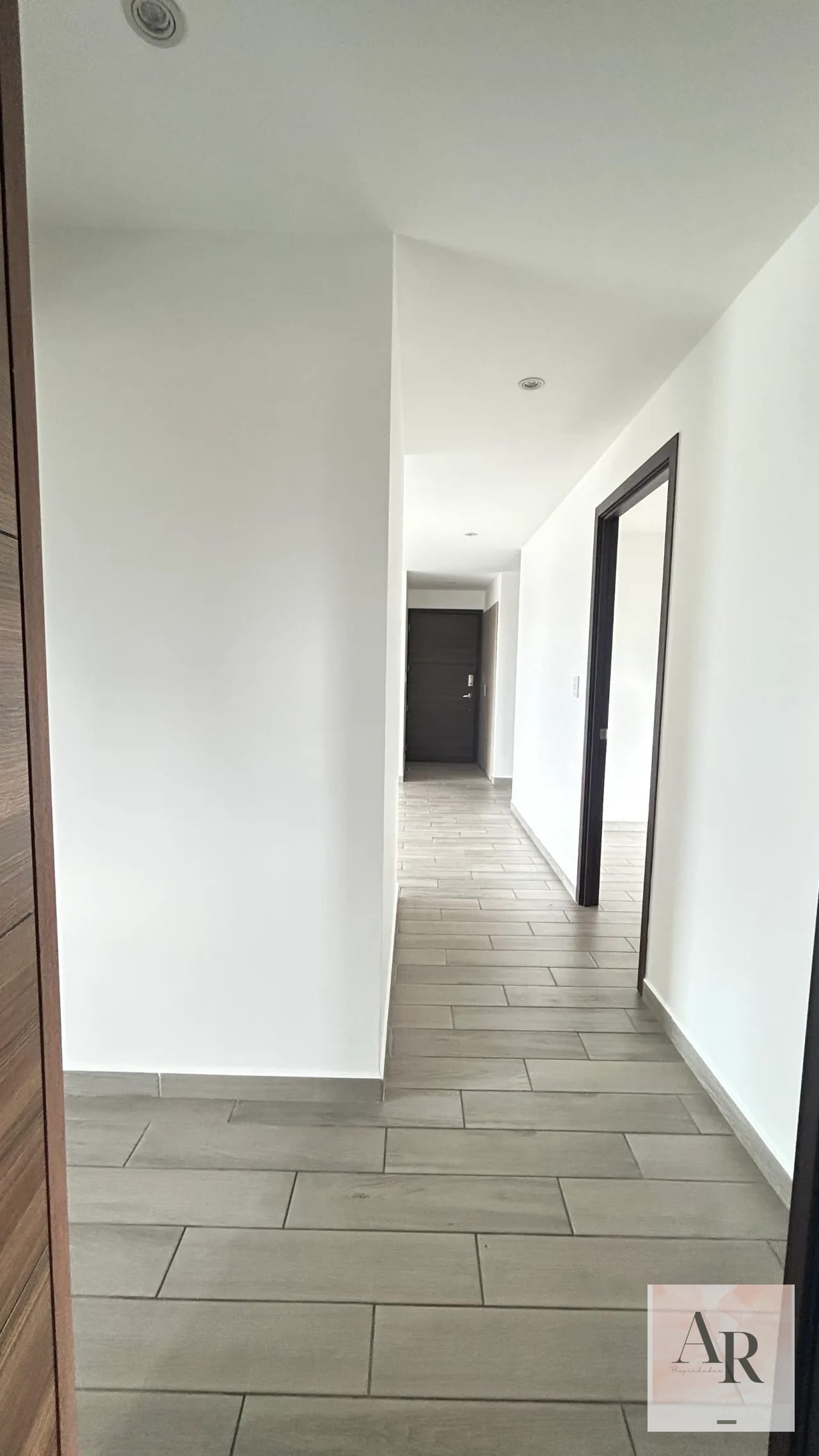 Apartamento en renta zona 10 — Apartamento en Alquiler en Parque 10, Zona 10, Guatemala, Ciudad — foto 3 de 11