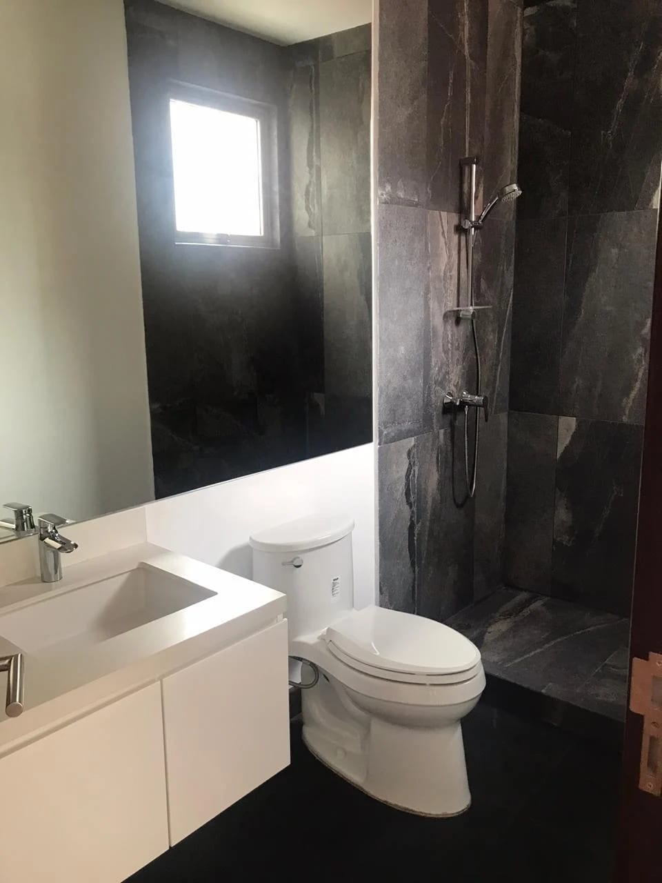 Apto en venta VITRA z14 — Apartamento en Venta en Zona 14, Guatemala, Ciudad — foto 11 de 13