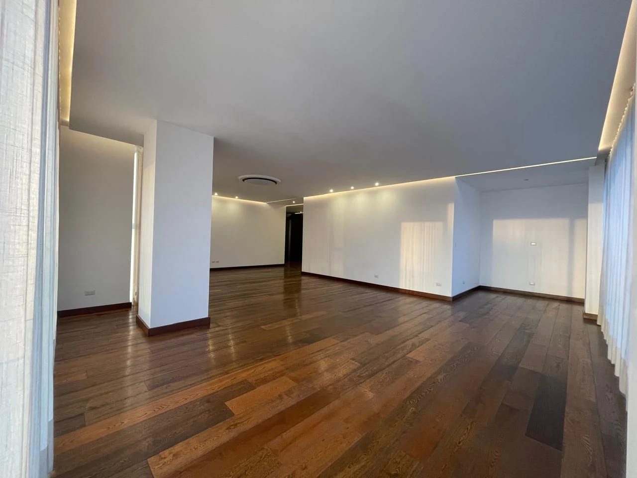 Apto en venta VITRA z14 — Apartamento en Venta en Zona 14, Guatemala, Ciudad — foto 2 de 16