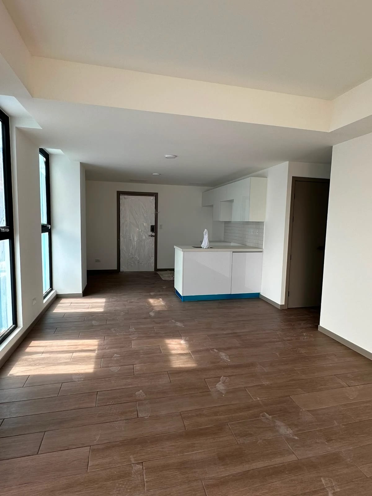 Apto nuevo en venta en ERA 10 zona 10 — Apartamento en Venta en Zona 10, Guatemala, Ciudad — foto 1 de 14