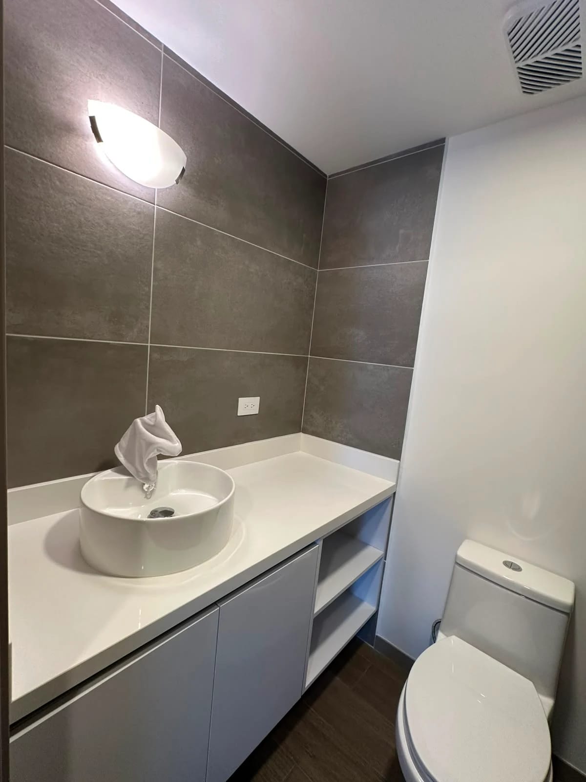 Apto nuevo en venta en ERA 10 zona 10 — Apartamento en Venta en Zona 10, Guatemala, Ciudad — foto 10 de 14