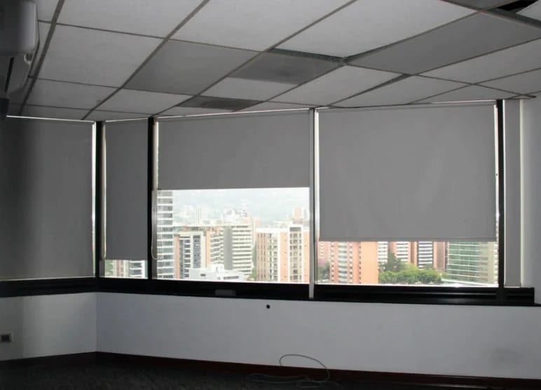 Oficina en Zona 10 — Oficina en Alquiler en Zona 10, Guatemala, Ciudad — foto 2 de 2