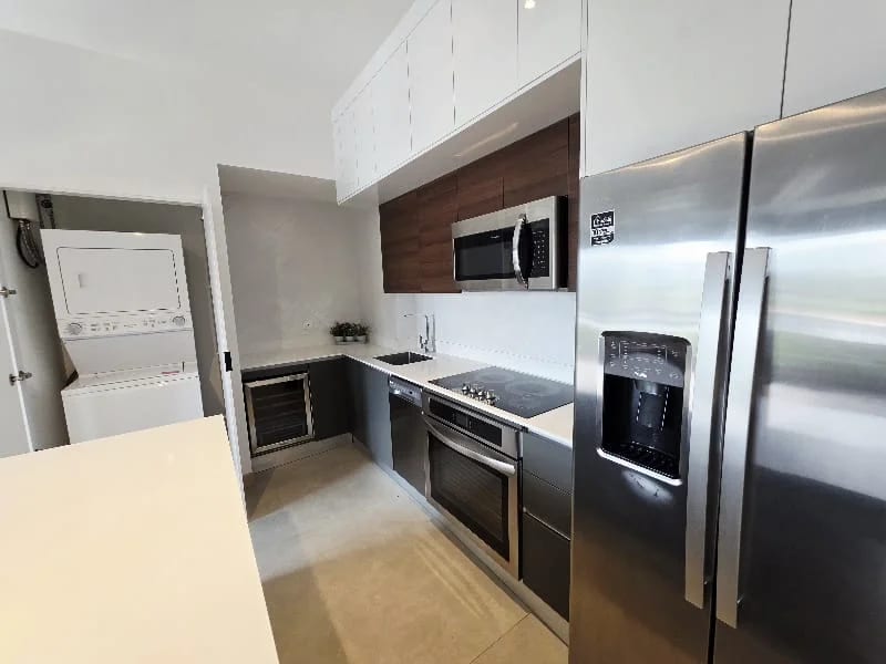 Apartamento amueblado en Zona 10 — Apartamento en Alquiler en Zona 10, Guatemala, Ciudad — foto 2 de 7