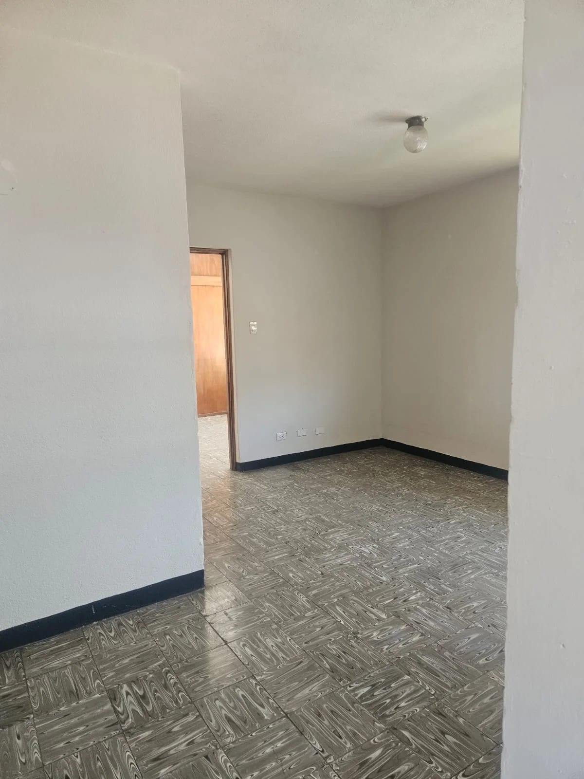 Casa en Zona 15 — Casa en Alquiler en Zona 15, Guatemala, Ciudad — foto 4 de 10