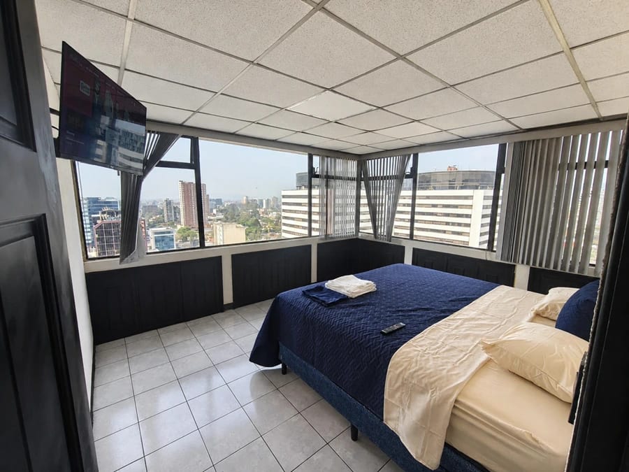 Apartamento amueblado en Zona 10 — Apartamento en Alquiler en Zona 10, Guatemala, Ciudad — foto 8 de 10
