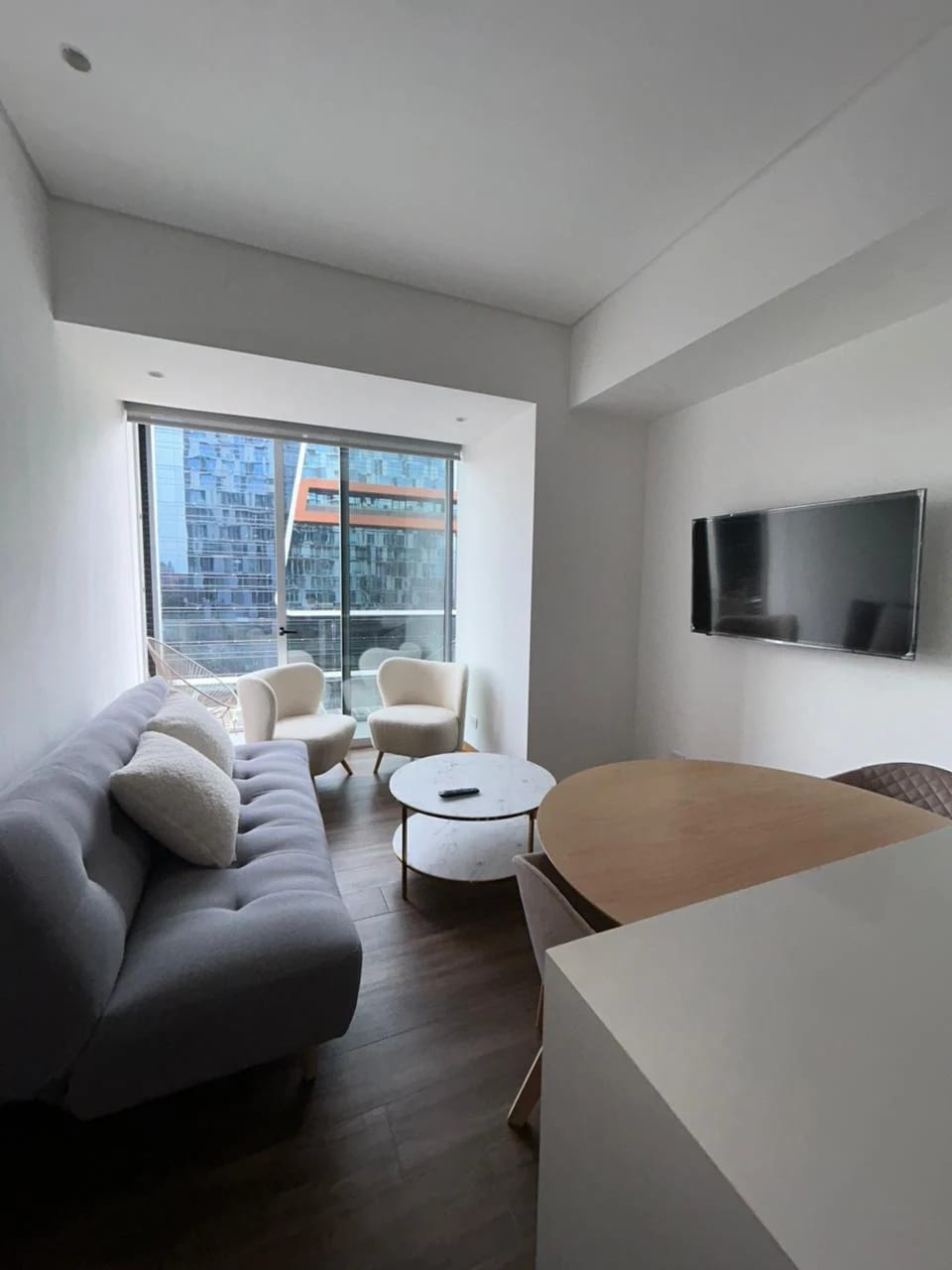 Apartamento en Zona 10 — Apartamento en Alquiler en Zona 10, Guatemala, Ciudad — foto 1 de 10
