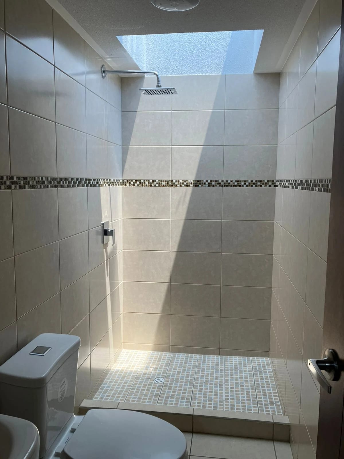 Casa en Santa Catarina Pinula — Casa en Venta en Santa Catarina Pinula, Guatemala, Ciudad — foto 8 de 10