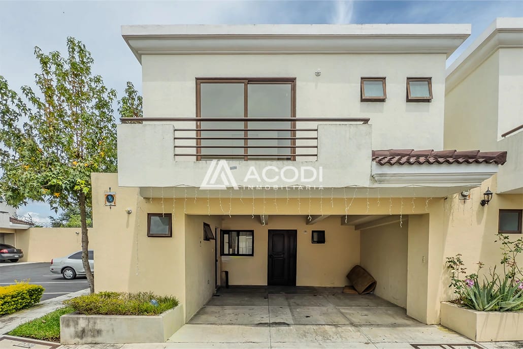 Casa en El Naranjo, Zona 4 de Mixco — Casa en Alquiler en Zona 4 Mixco, Guatemala, Ciudad — foto 1 de 10