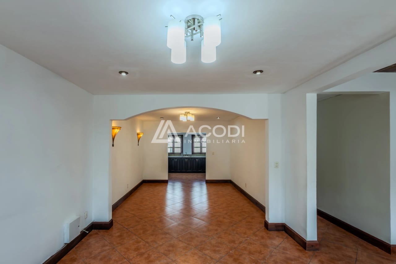 Casa en San Pedro Las Huertas, Antigua Guatemala — Casa en Venta en Antigua, Sacatepéquez — foto 2 de 12