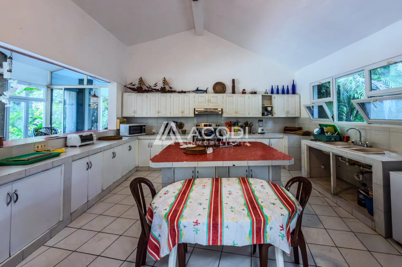 Casa amueblada en Puerto de San José, Escuintla — Casa en Venta en Puerto San José, Escuintla — foto 3 de 12
