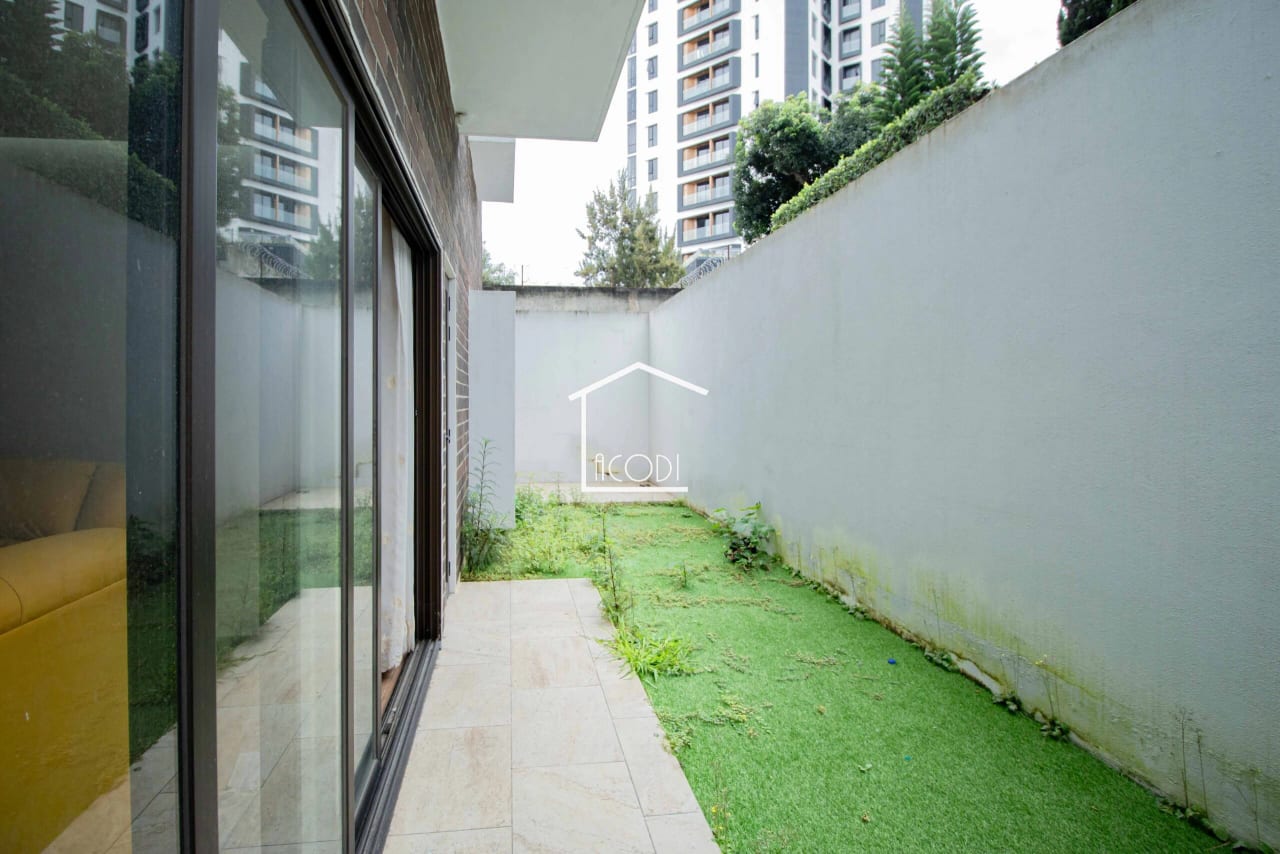 Apartamento con jardín en zona 11 — Apartamento en Venta en Zona 11, Guatemala, Ciudad — foto 8 de 9