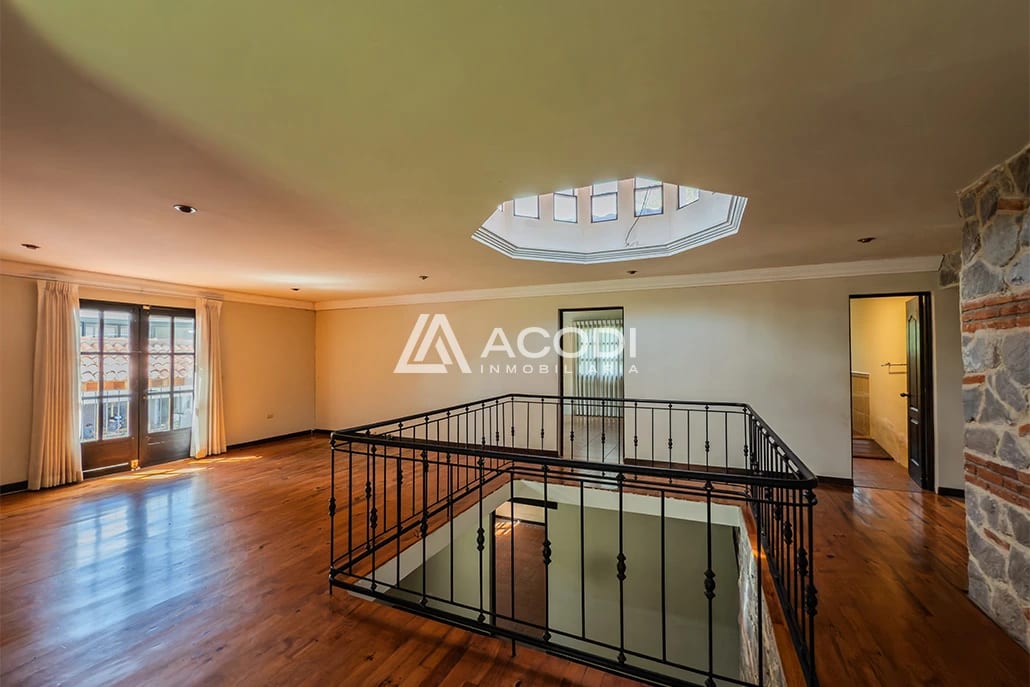Casa amplia en Antigua Guatemala — Casa en Venta en Antigua, Sacatepéquez — foto 7 de 12
