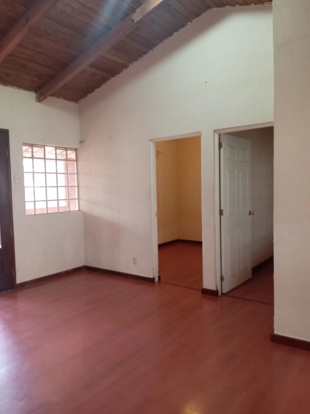 Casa con terreno en San Lucas Sacatepéquez — Casa en Venta en San Lucas Sacatepéquez, Sacatepéquez — foto 5 de 10
