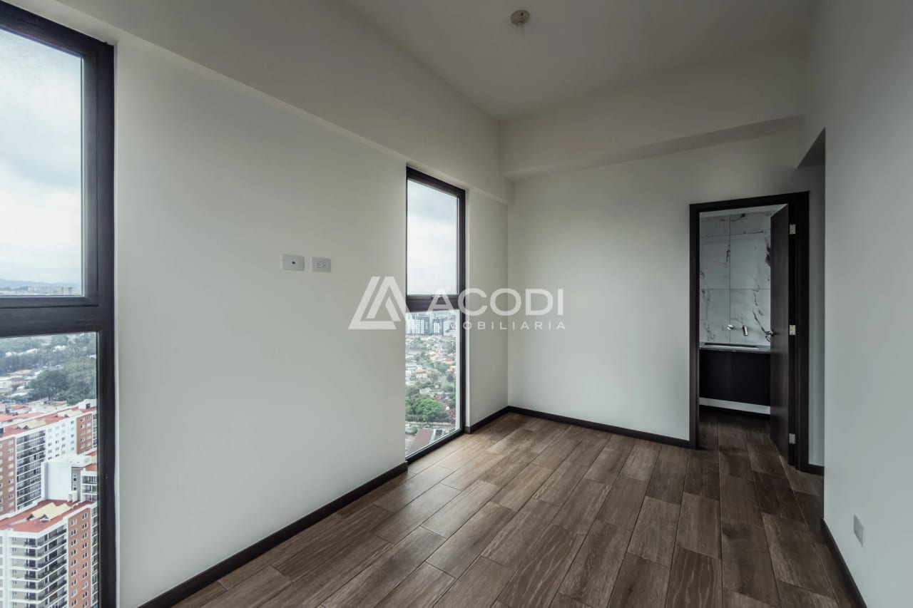 Apartamento en nivel alto en Altaire, zona 11 — Apartamento en Venta en Zona 11, Guatemala, Ciudad — foto 7 de 16