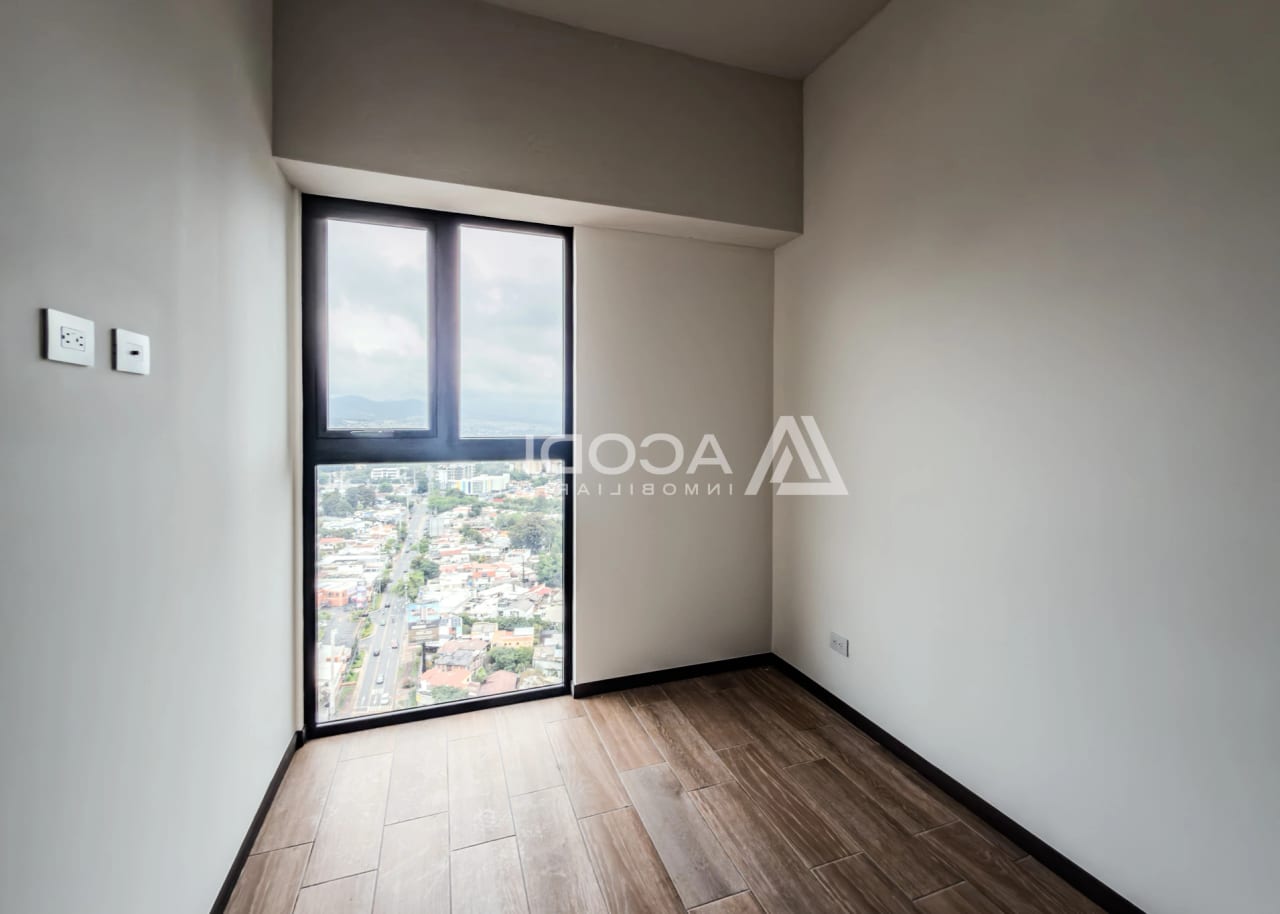 Apartamento en nivel alto en Altaire, zona 11 — Apartamento en Venta en Zona 11, Guatemala, Ciudad — foto 6 de 10