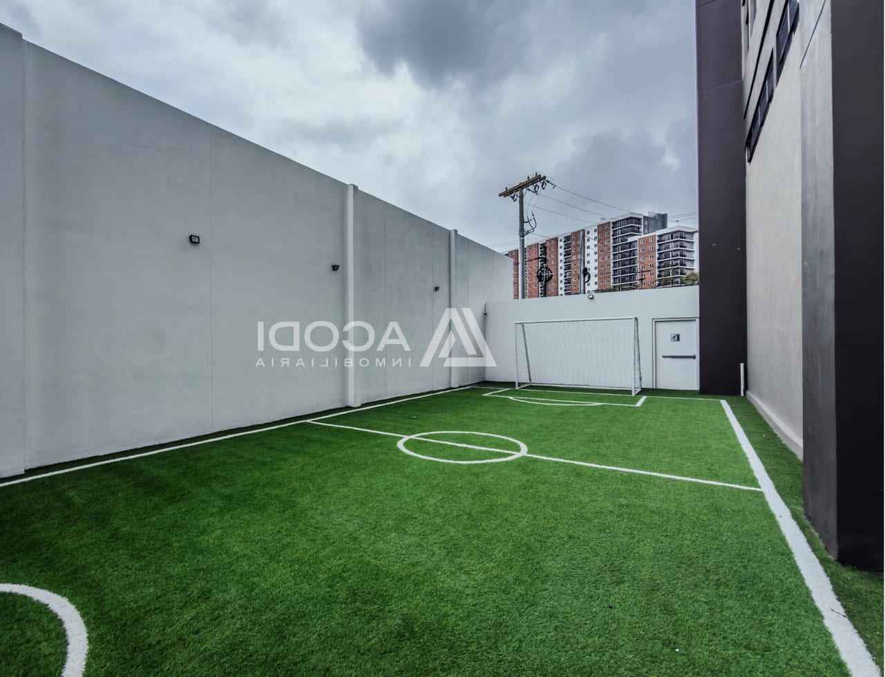 Apartamento en nivel alto en Altaire, zona 11 — Apartamento en Venta en Zona 11, Guatemala, Ciudad — foto 4 de 10