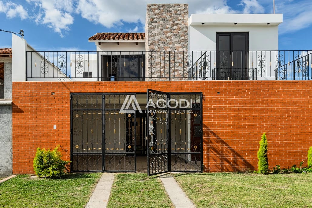 Casa cerca de Antigua Guatemala, Alotenango — Casa en Venta en Alotenango, Sacatepéquez — foto 1 de 12