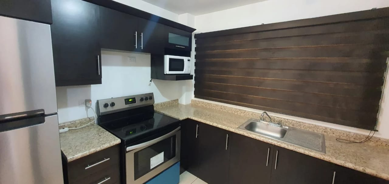 Apartamento amueblado en Zona 11 — Apartamento en Alquiler en Zona 11, Guatemala, Ciudad — foto 8 de 11